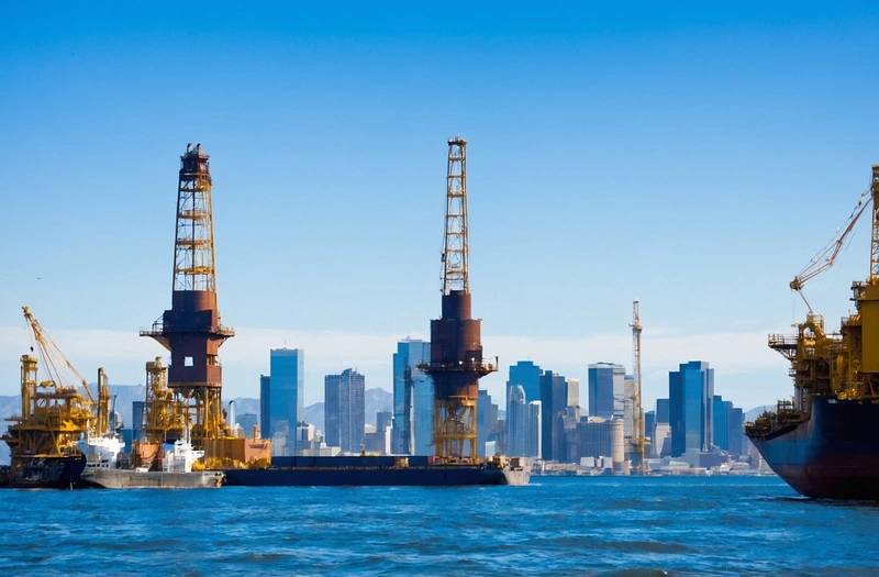 Oil and stocks are both shaky ahead of the US jobs report