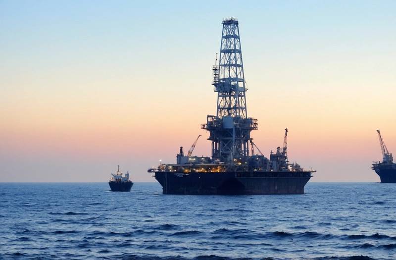 Oil prices fall on hope of Iran agreement, but yen surges after intervention