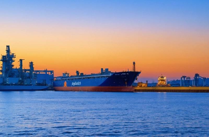 Sources say that Indian Oil is close to signing a LPG import agreement with Algerian Sonatrach in 2027.