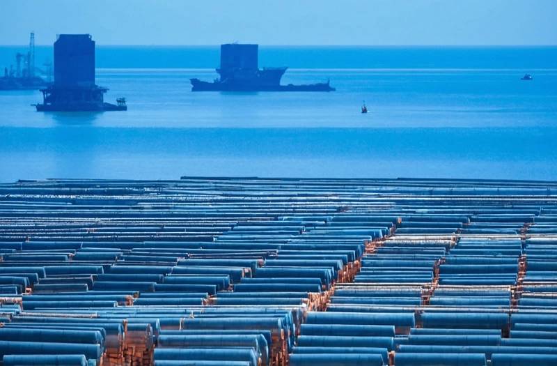 The share of Chinese copper in LME stock available fell to 42% by July