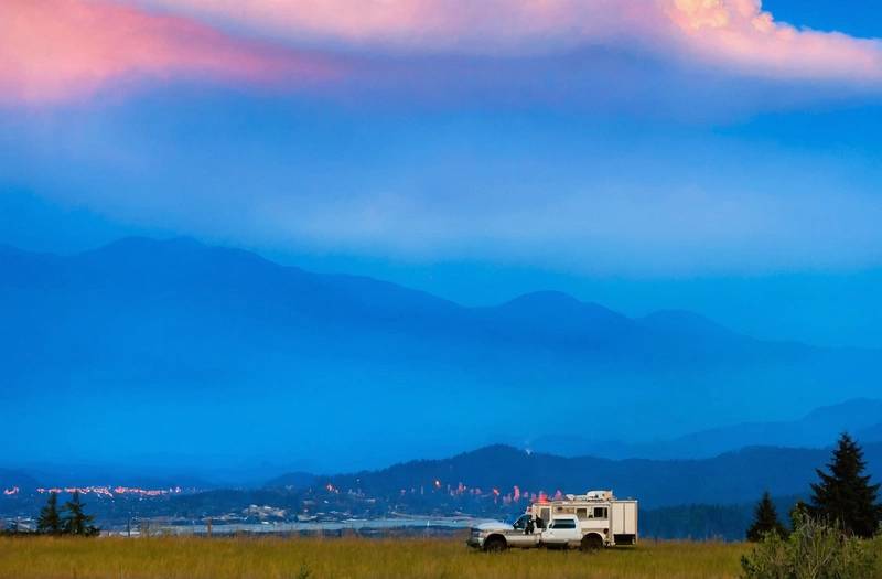 Wildfire prompts evacuation alert in metro Vancouver