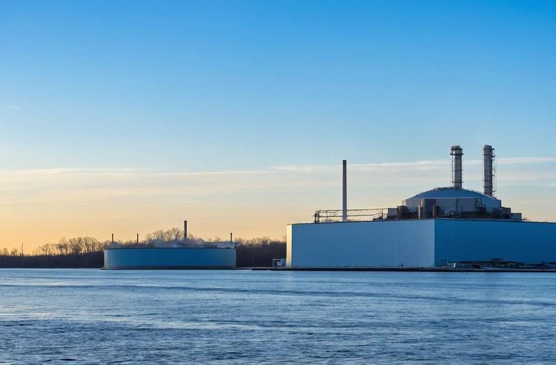 Bloomberg News reports Holtec Nuclear has suspended its planned US IPO.