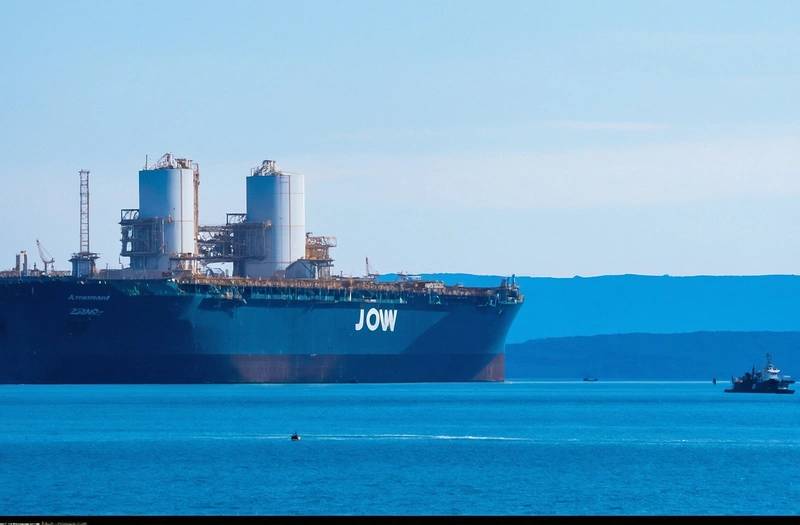 Bloomberg News reports that Dow is considering exiting its $20 billion partnership agreement with Aramco.