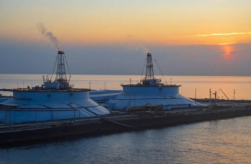 Indonesia's Pertamina promises to boost fuel supply in Makassar City to reduce 1-km-long lines