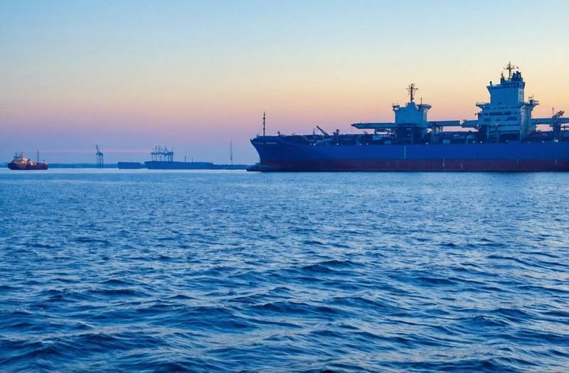 Poland's Orlen buys 16 extra crude cargoes amid Saudi disruption