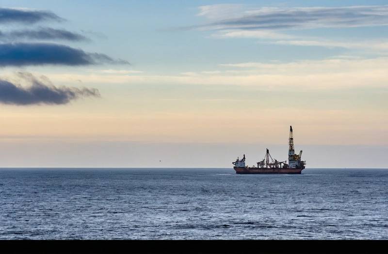 The steepest weekly increase in oil since mid-July due to intensifying US-Iran tensions