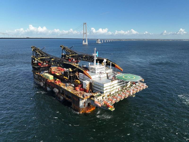 Heerema’s crane ship Thialf enters the Baltic Sea (PHOTOS)