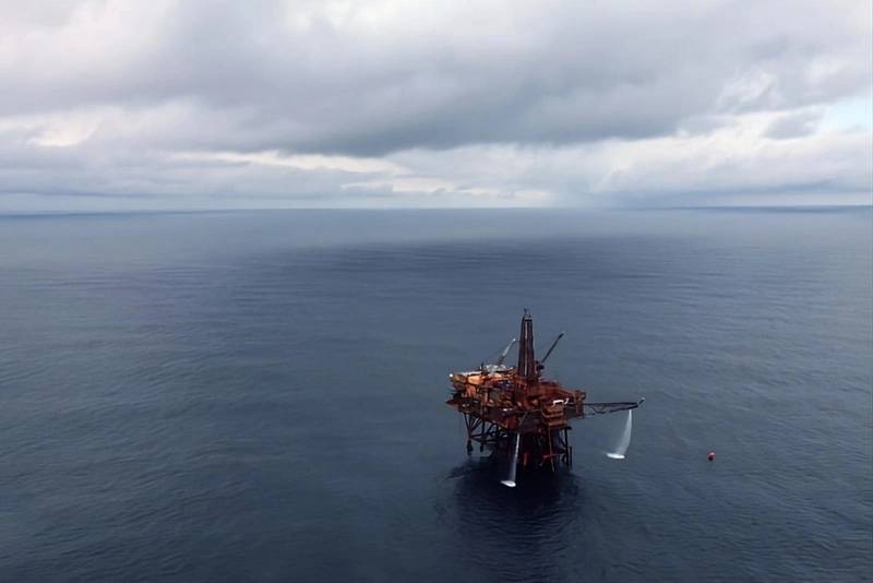 Santos Hires McDermott for Harriet Alpha Decom Work Off Australia