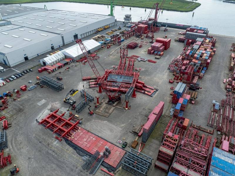 World’s Biggest Land-Based Crane Starts Taking Shape at Mammoet's Facility