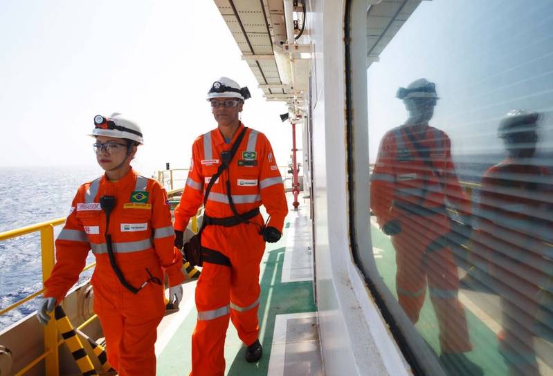 Brazil Court Orders Workforce to Stay at 80% as Petrobras Strike Drags On