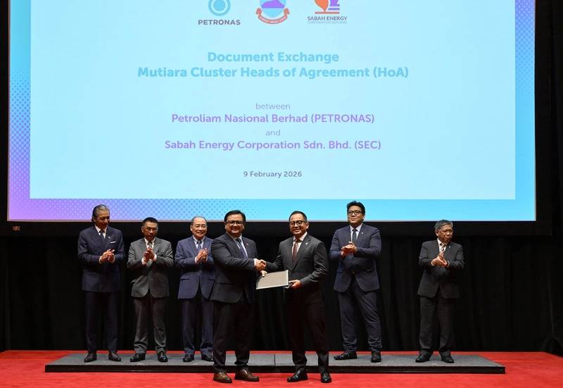Malaysia Oil and Gas Projects Advance with Petronas' PSC and Farm-Out Deals