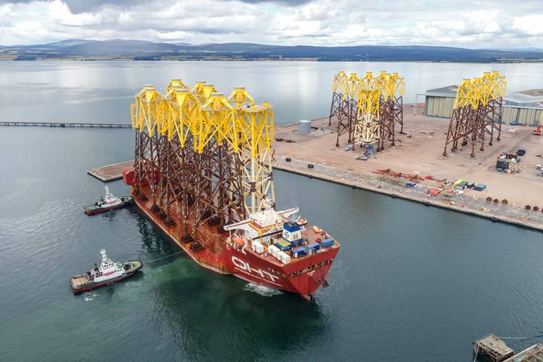 First Moray West Transition Pieces Arrive at Port of Nigg