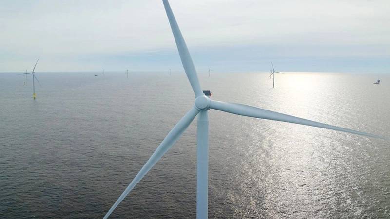 Ørsted Powers Up All Turbines at First US Commercial-Scale Offshore Wind Farm