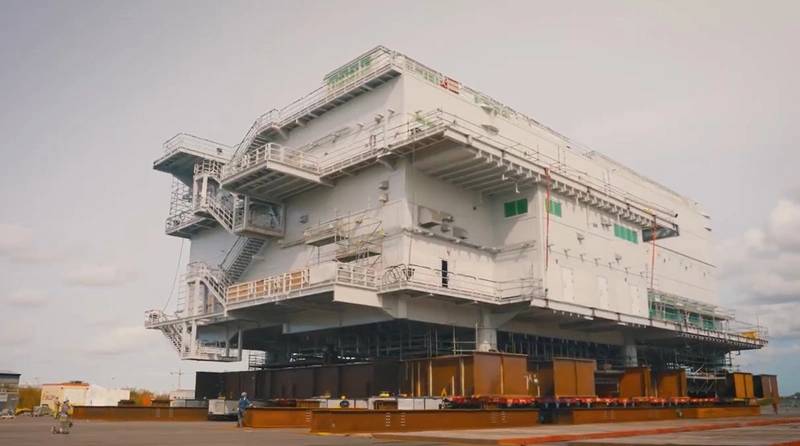 First Gennaker Offshore Substation Rolls Out of Smulders Yard (Video)