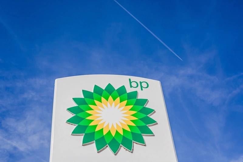 BP Signals Weaker Fourth-Quarter Results