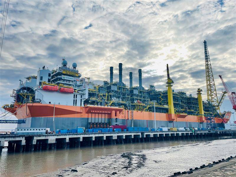 SBM Offshore's 2024 Revenue Soars 35% to Record High