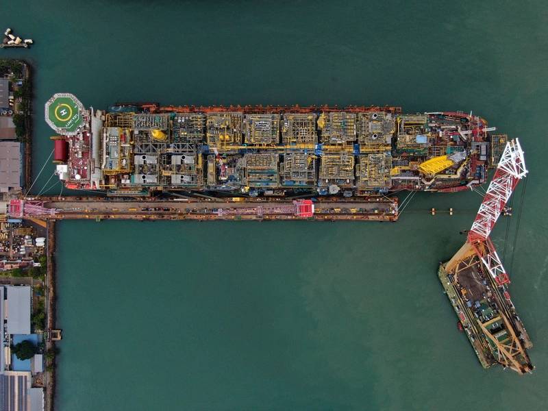 TMC Books Compressors Orders for FPSO and LNG Vessels
