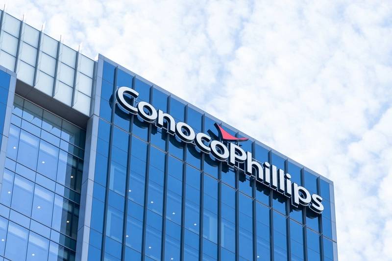 ConocoPhillips to Cut Costs as Oil Prices Weigh on Earnings