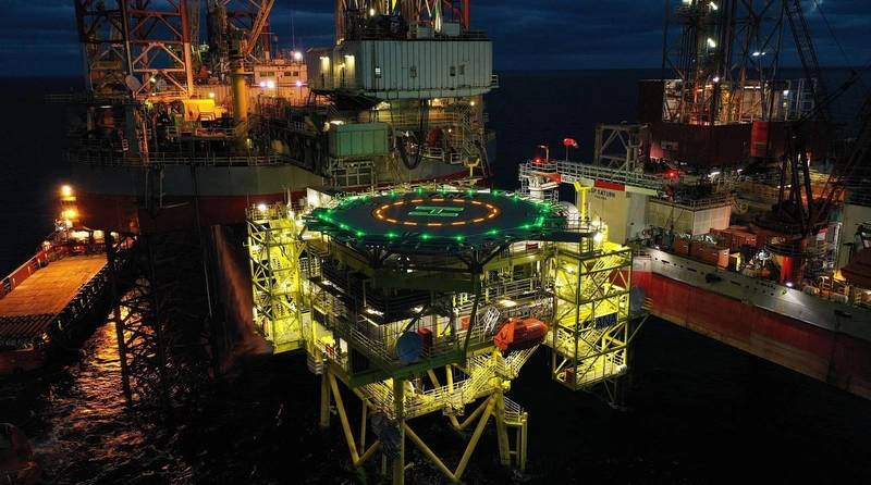 Carlyle, EBRD Agree to Sell Romanian Offshore Gas Producer to Mazarine