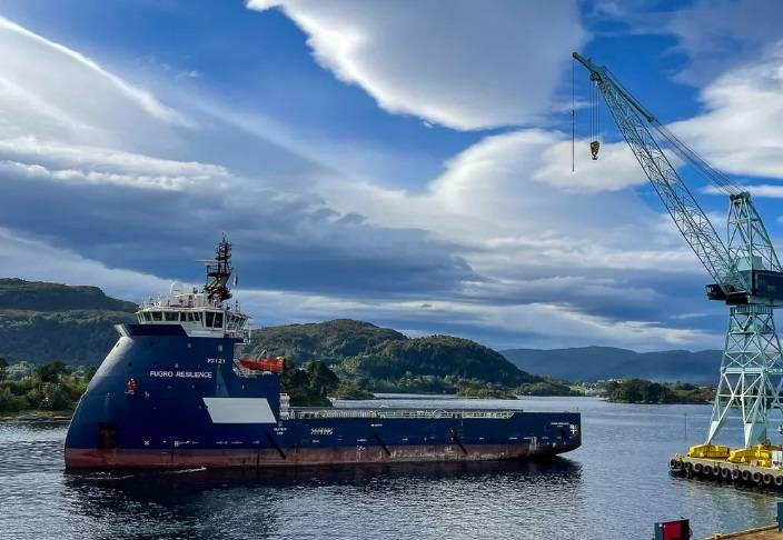 Fugro to Convert Two PSVs to Geotechnical Vessels