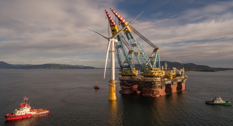 Saipem 7000 Crane Vessel Returns to Work at Seagreen Wind Farm