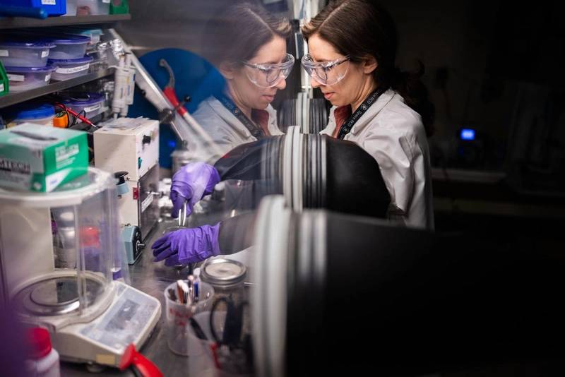 Battery Breakthrough: Mining Batteries, in a Microwave