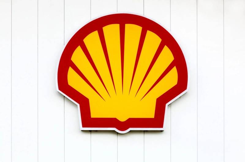 FACTBOX-Who is Shell's New CEO Sawan?