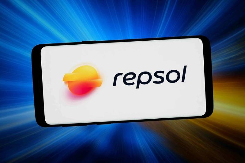 Repsol Looks to Expand to Venezuela Oilfield