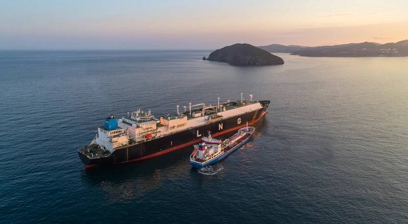 Shell Expects to Bank On LNG Exporters Turning Into Importers